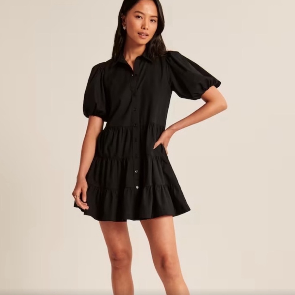 Abercrombie and Fitch Poplin puff sleeve button up dress